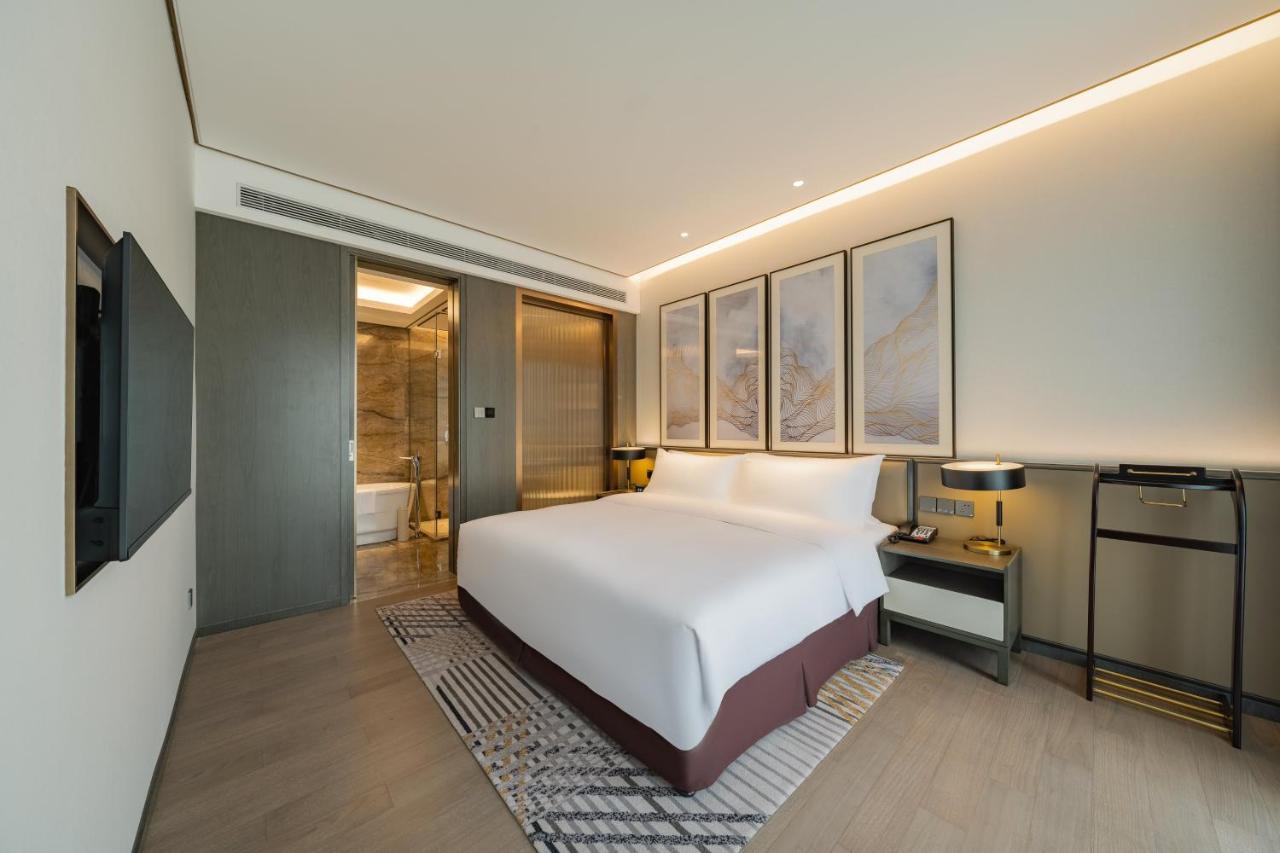 Holiday Inn Zhengzhou Zhongzhou By Ihg ภายนอก รูปภาพ