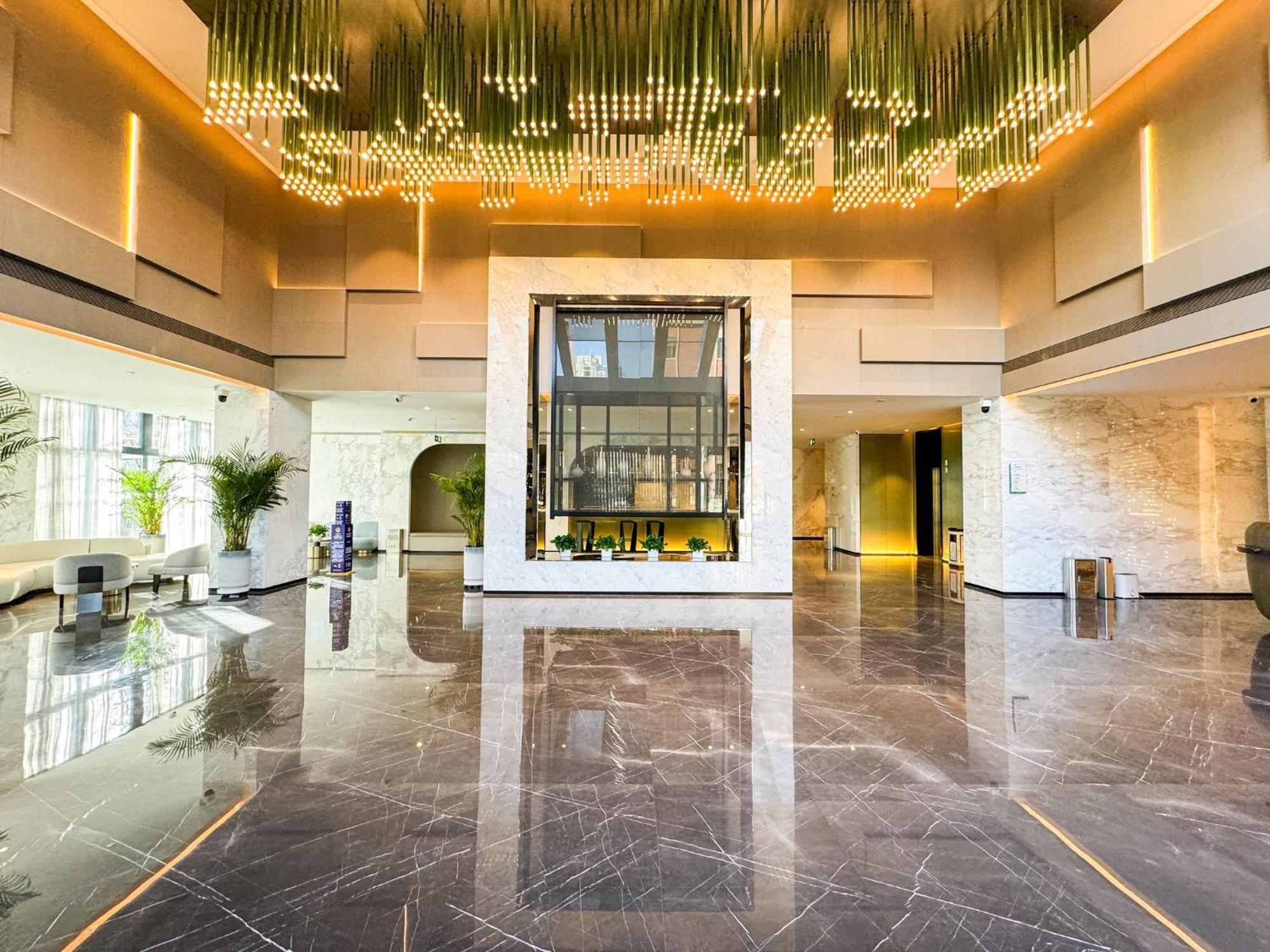 Holiday Inn Zhengzhou Zhongzhou By Ihg ภายนอก รูปภาพ